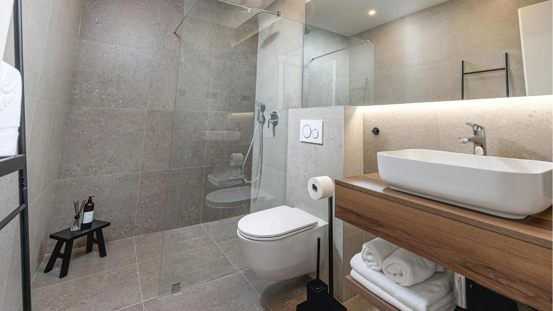 Lovely Home In Sukosan With Outdoor Swimming Pool Holiday home