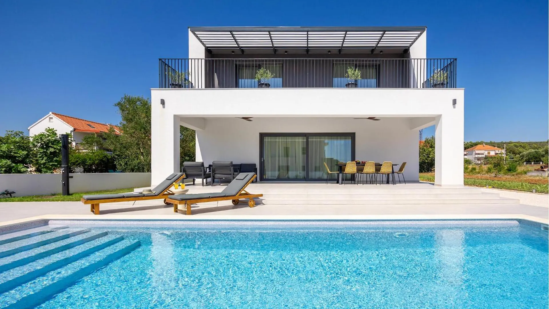 Lovely Home In Sukosan With Outdoor Swimming Pool